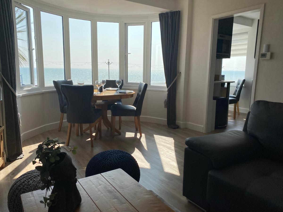 Worthing Beach 180 - 2 Bed Seafront Apartment With Private Parking Eksteriør billede
