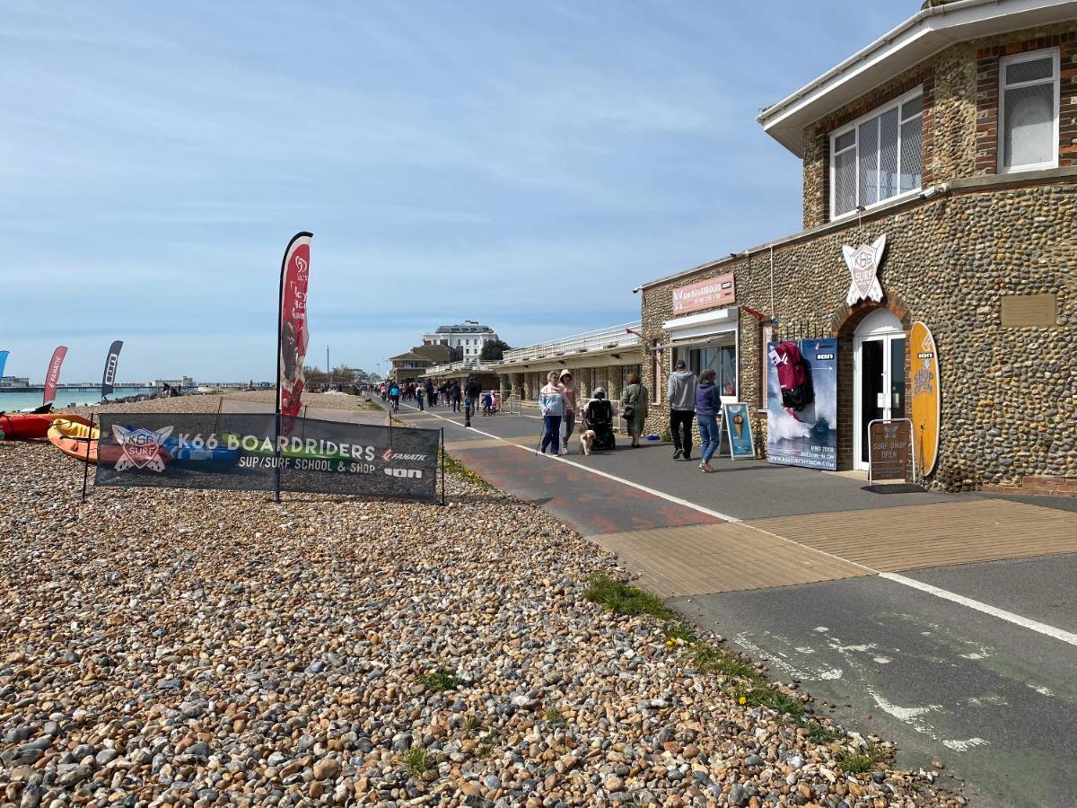 Worthing Beach 180 - 2 Bed Seafront Apartment With Private Parking Eksteriør billede