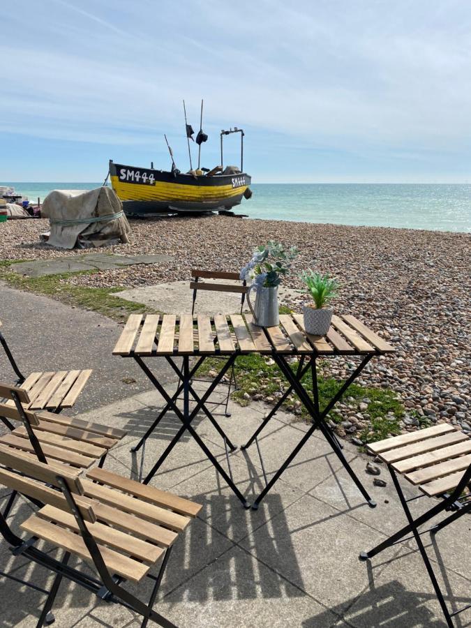 Worthing Beach 180 - 2 Bed Seafront Apartment With Private Parking Eksteriør billede