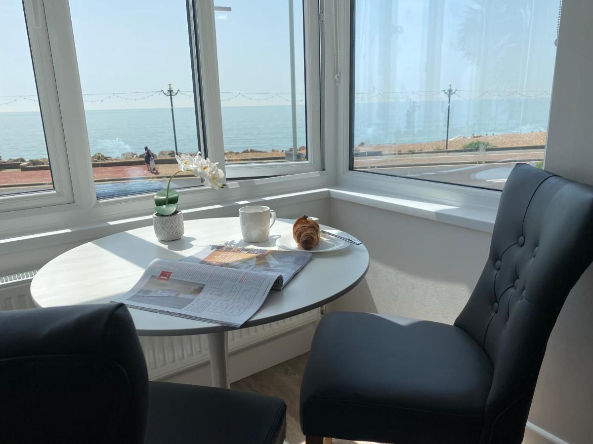 Worthing Beach 180 - 2 Bed Seafront Apartment With Private Parking Eksteriør billede